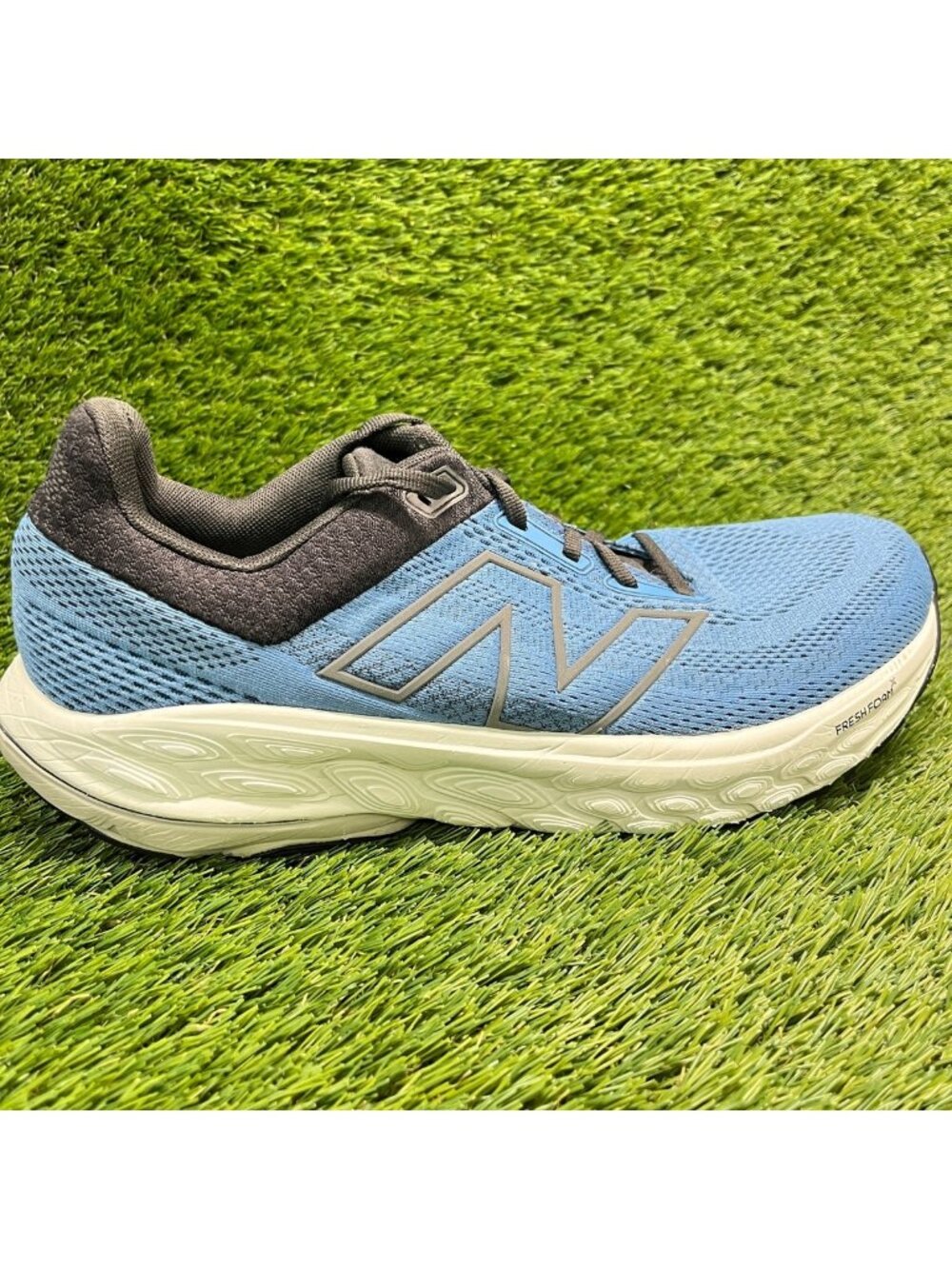 New Balance Fresh Foam X 860 V14 Mens Size 10 Blue White Running Shoes Sneakers